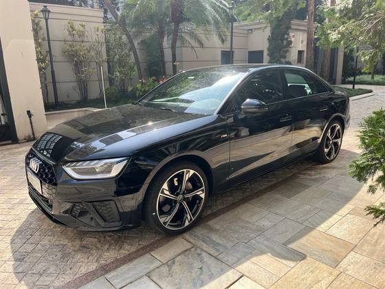 AUDI A4 2.0 TFSI MHEV S LINE S TRONIC